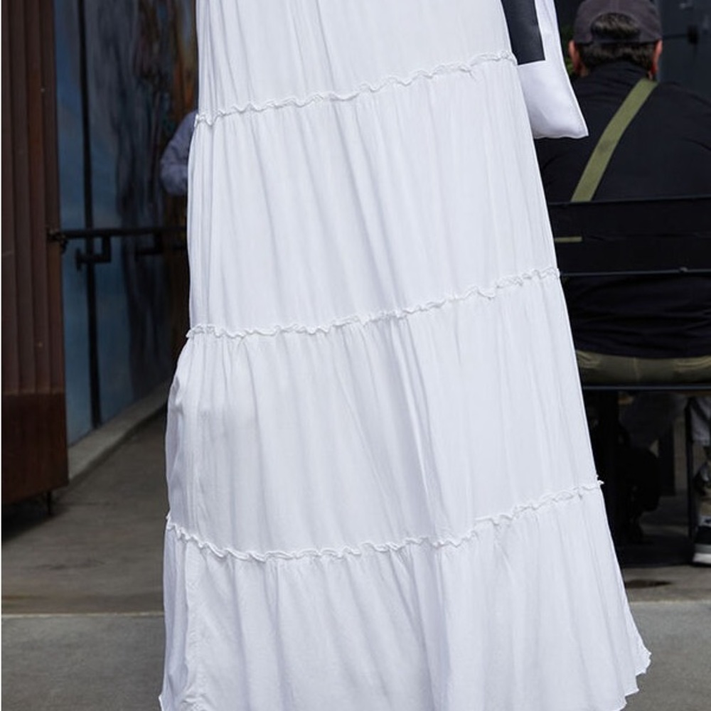 Brand Melville Izzy skirt white